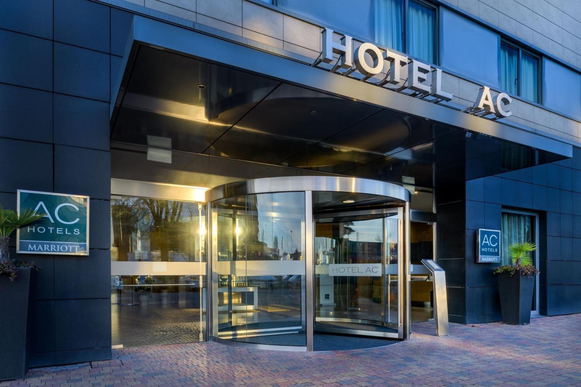 Ac Hotel Vicenza By Marriott Exterior photo